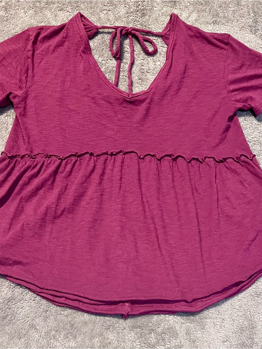 SO Berry Tie-Back Peplum Tunic Top Women’s Small